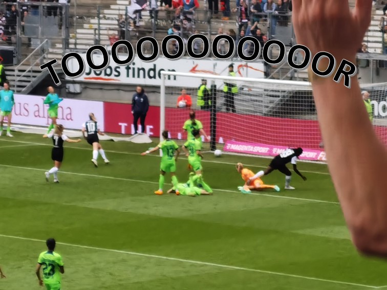 001 Eintracht Frankfurt  Frauen