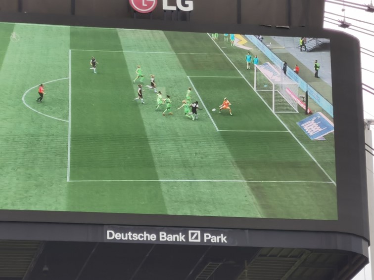 001 Eintracht Frankfurt  Frauen