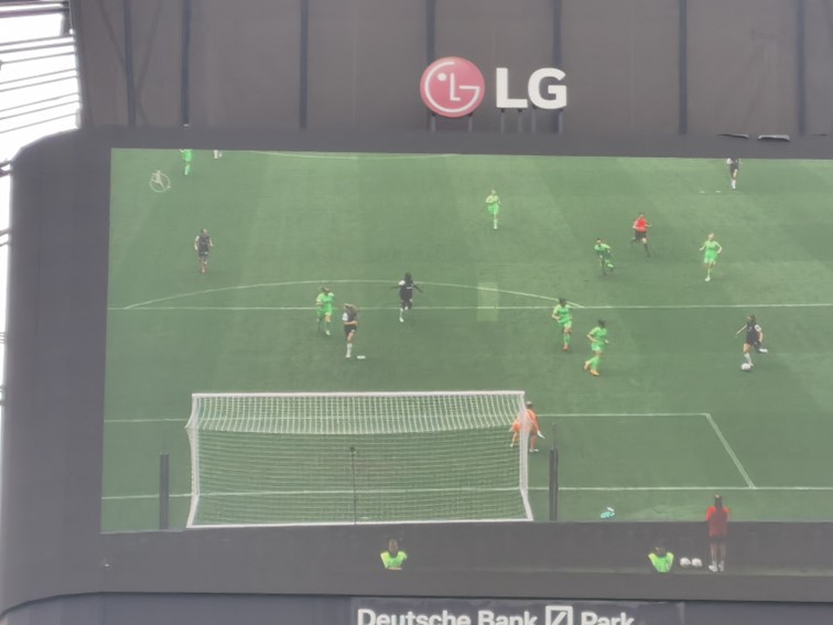 001 Eintracht Frankfurt  Frauen