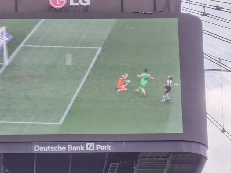 001 Eintracht Frankfurt  Frauen