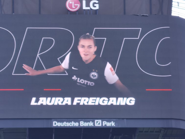 001 Eintracht Frankfurt Frauen