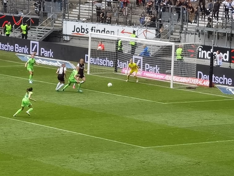 001 Eintracht Frankfurt Frauen
