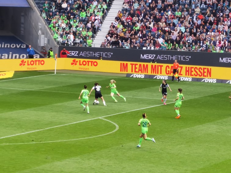 001 Eintracht Frankfurt Frauen