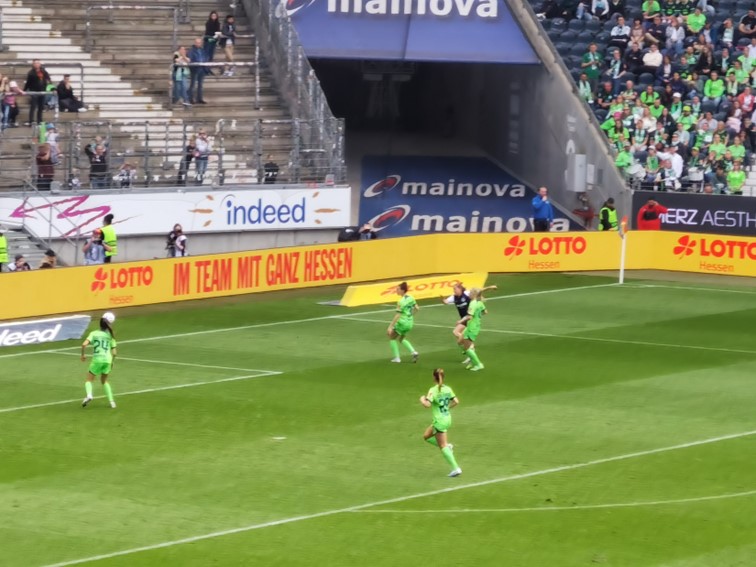 001 Eintracht Frankfurt Frauen