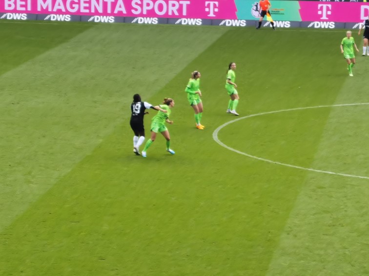 001 Eintracht Frankfurt Frauen