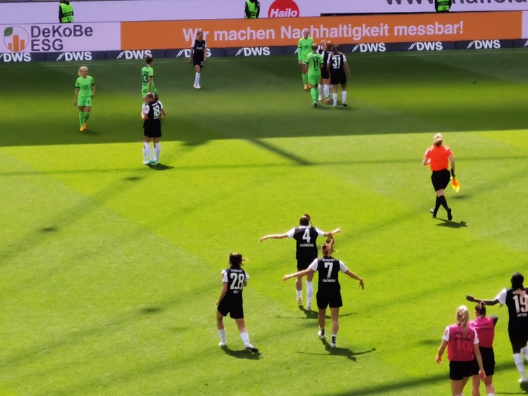 001 Eintracht Frankfurt Frauen