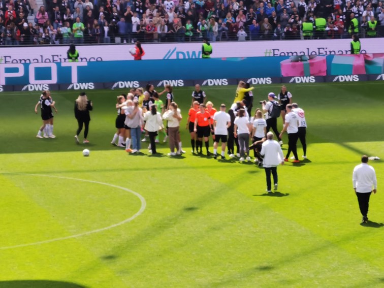 001 Eintracht Frankfurt Frauen
