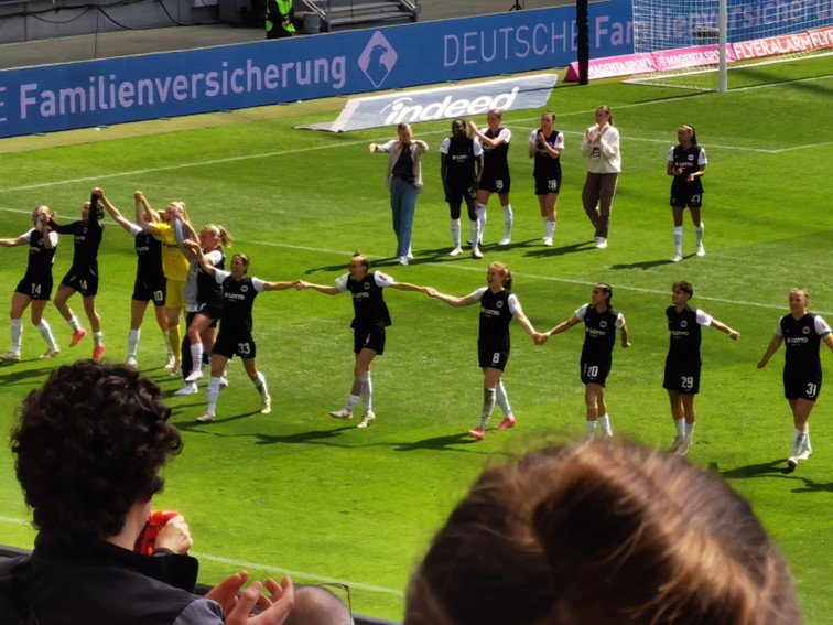 001 Eintracht Frankfurt Frauen