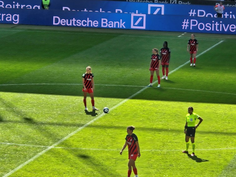 001 Eintracht Frankfurt WCL Sieger