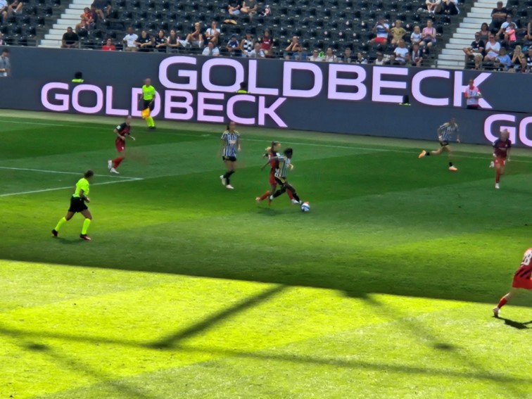 001 Eintracht Frankfurt WCL Sieger