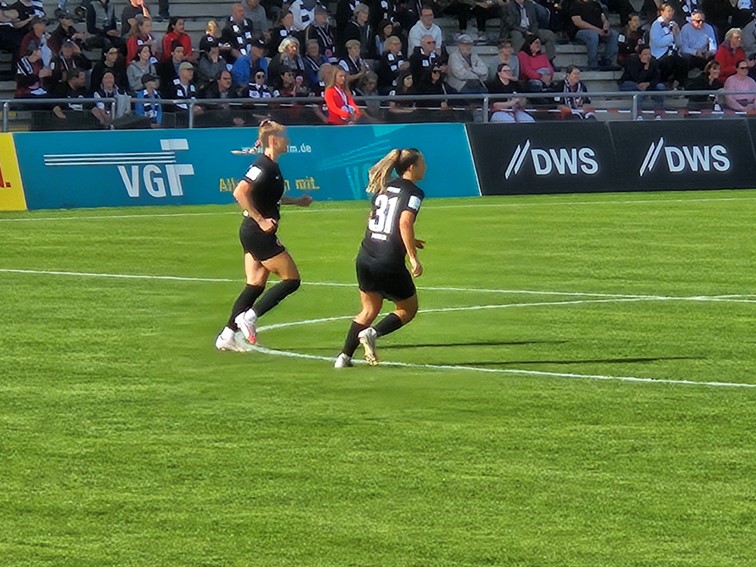 002 Eintracht Frankfurt Frauen Deutscher Meister