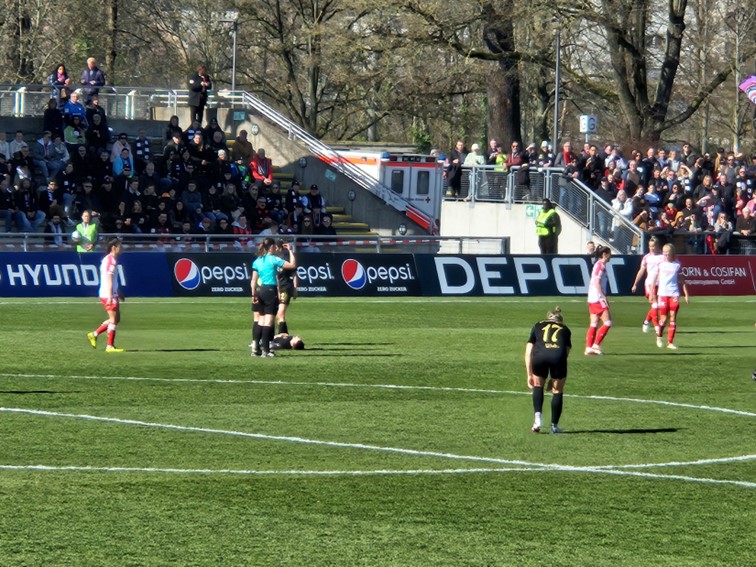 02 SGE Frauen FBL