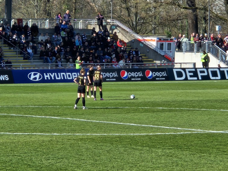02 SGE Frauen FBL
