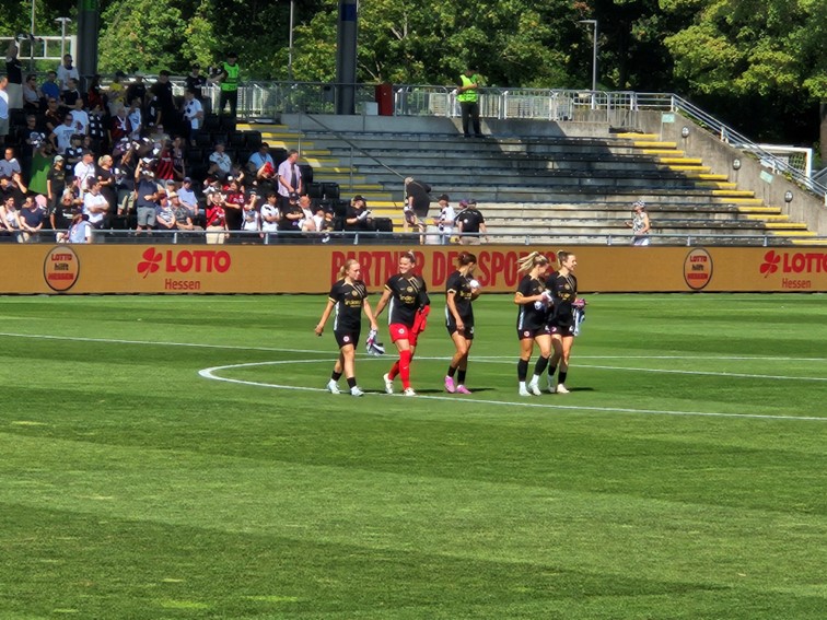 001 SGE Frauen Deutscher Meister