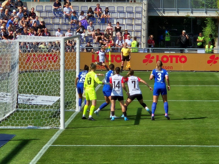 002 SGE Frauen Deutscher Meister