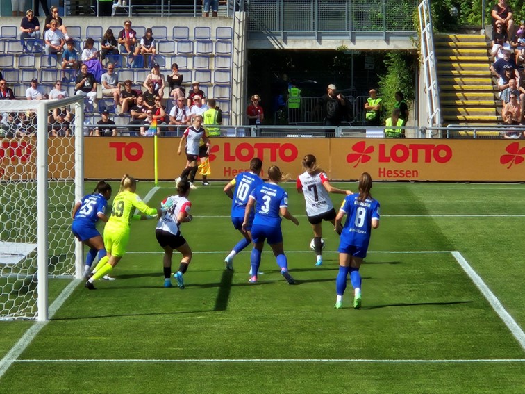 002 SGE Frauen Deutscher Meister