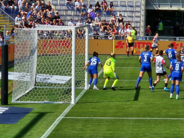 002 SGE Frauen Deutscher Meister