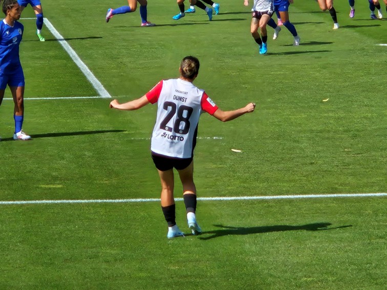 002 SGE Frauen Deutscher Meister