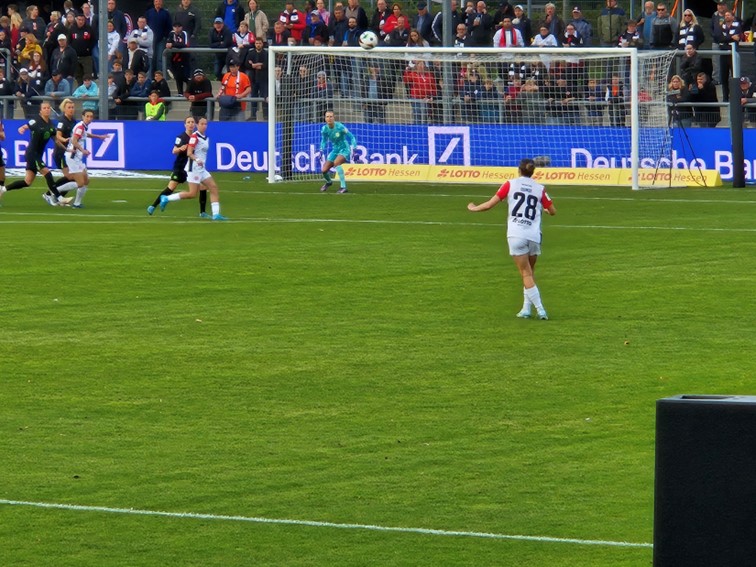 002 SGE Frauen Bundesliga