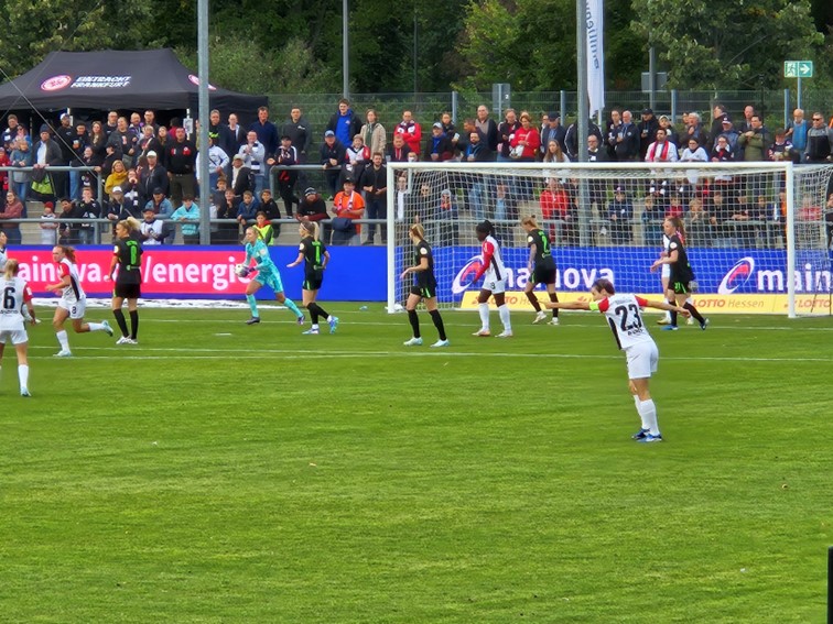 002 SGE Frauen Bundesliga