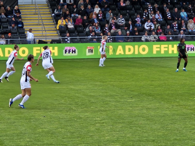 002 SGE Frauen Bundesliga