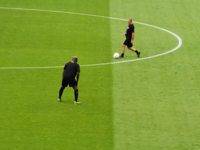 000 Thanks A Lot Fussballgott Alex Meier Abschiedsspiel 31.08.2022