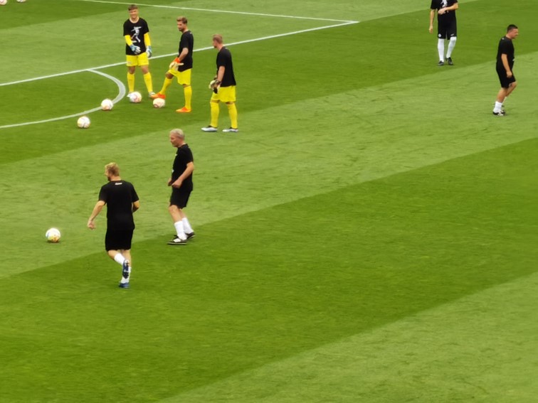 000 Thanks A Lot Fussballgott Alex Meier Abschiedsspiel 31.08.2022