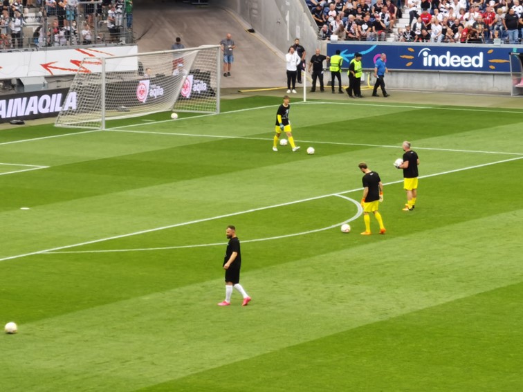 000 Thanks A Lot Fussballgott Alex Meier Abschiedsspiel 31.08.2022
