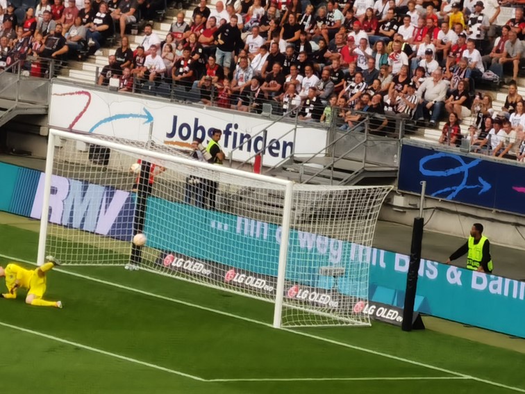 000 Thanks A Lot Fussballgott Alex Meier Abschiedsspiel 31.08.2022