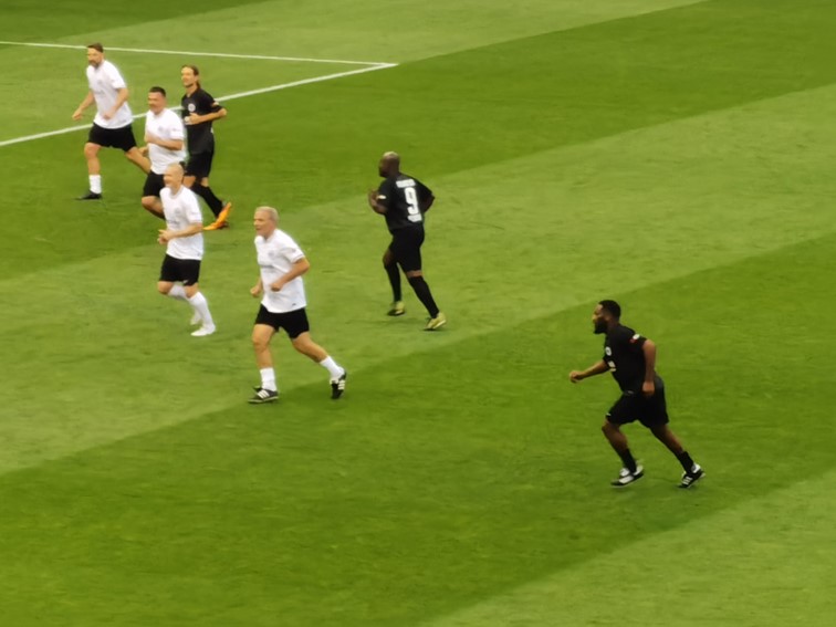 000 Thanks A Lot Fussballgott Alex Meier Abschiedsspiel 31.08.2022