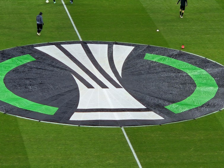 010 Eintracht Frankfurt ECL Sieger