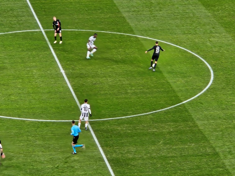 010 Eintracht Frankfurt ECL Sieger