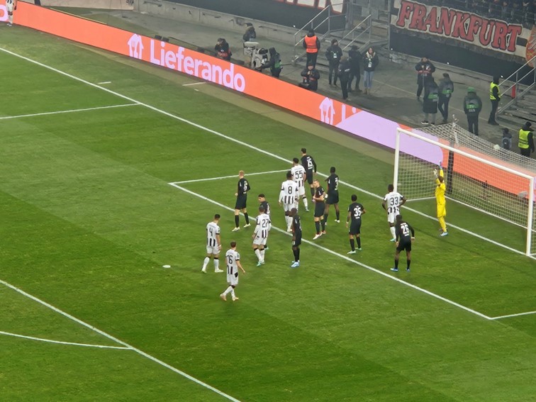 010 Eintracht Frankfurt ECL Sieger