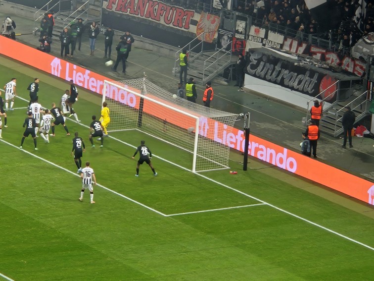 010 Eintracht Frankfurt ECL Sieger