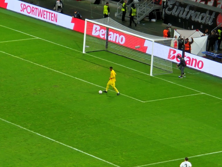 01 SGE Herren Europa League