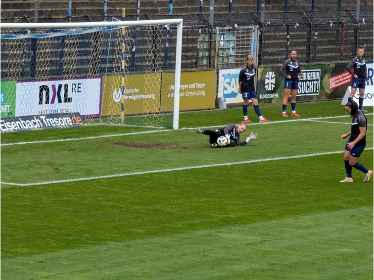 001 1.FFC Turbine Potsdam Deutscher Meister Frauen