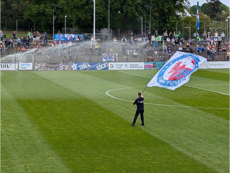 001 1.FFC Turbine Potsdam Deutscher Meister Frauen