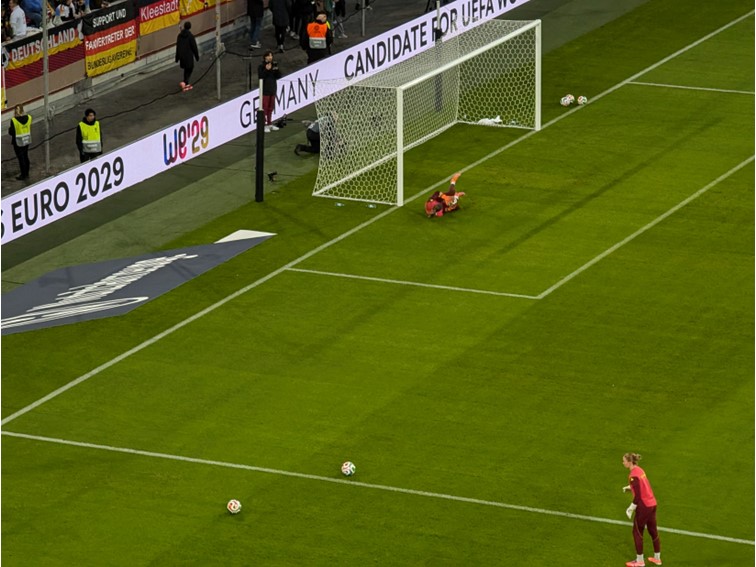 001 Deutschland Frauen Weltmeister und Europameister