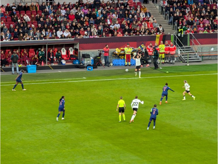001 Deutschland Frauen Weltmeister und Europameister