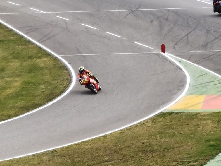 001 Zeittraining 1000 KM Motorrad Langstreckenrennen Hockenheimring
