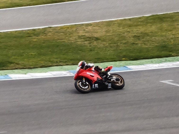 001 Zeittraining 1000 KM Motorrad Langstreckenrennen Hockenheimring