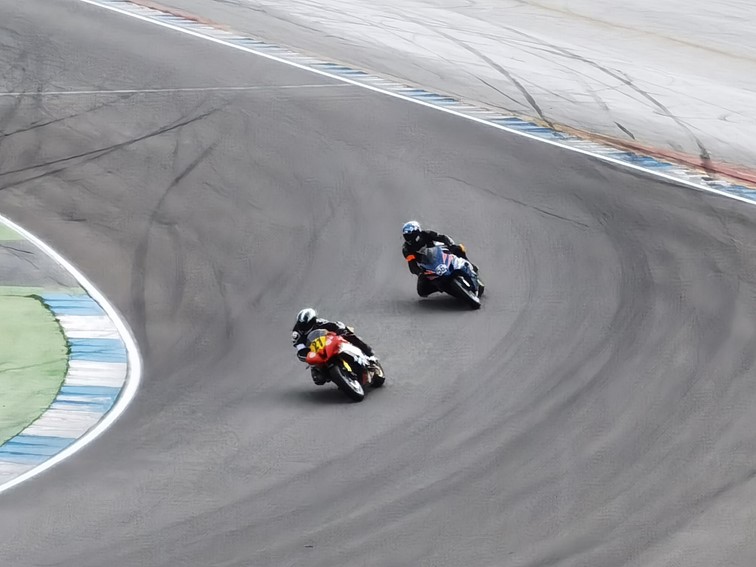 001 Zeittraining 1000 KM Motorrad Langstreckenrennen Hockenheimring