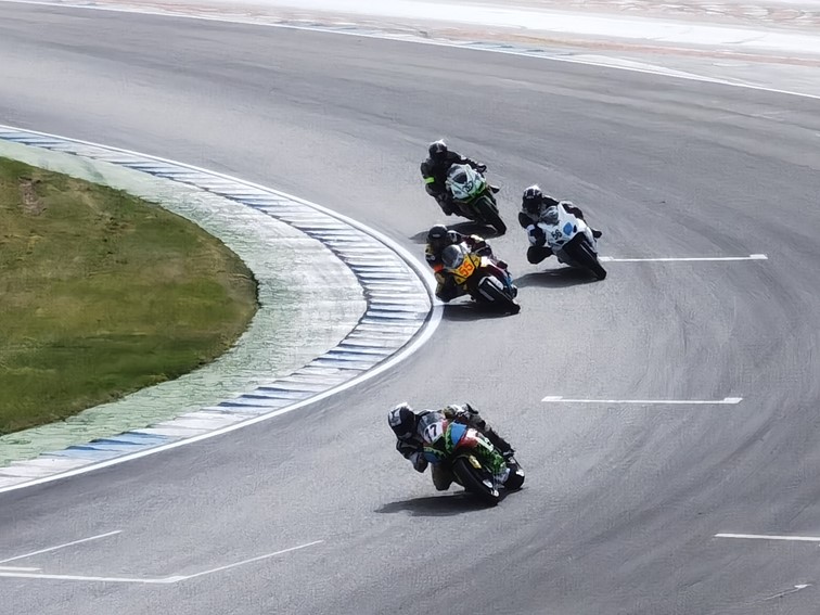 001 Zeittraining 1000 KM Motorrad Langstreckenrennen Hockenheimring
