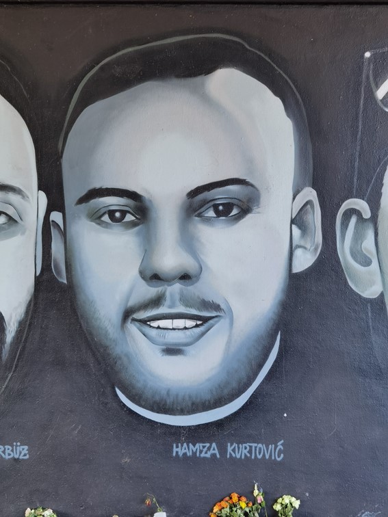03 Hamza Kurtović 19.02.2020 Gedenkstaette Friedensbruecke Frankfurt 28.02.2021