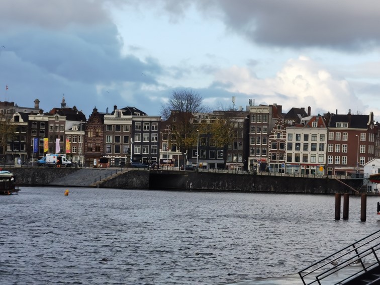 001 Amsterdam
