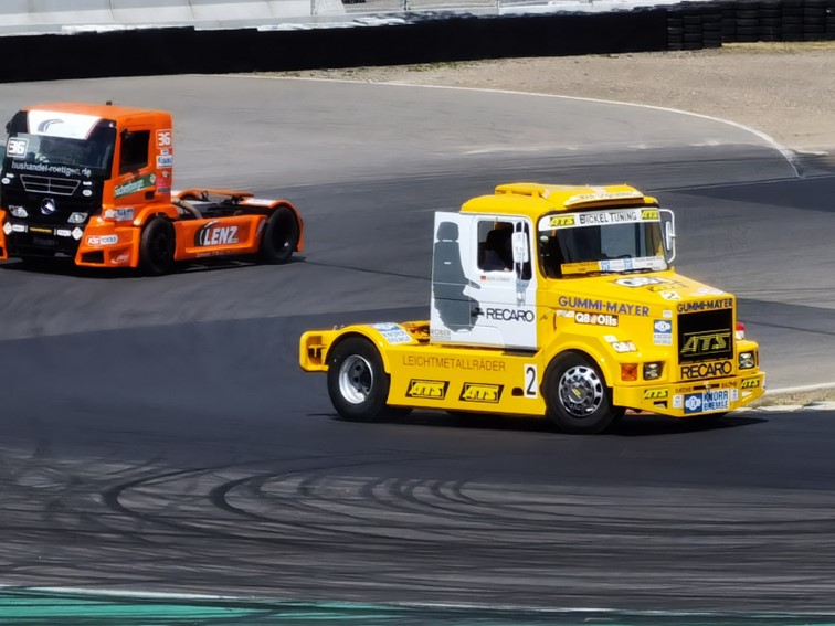 0847 Nurburgring Korso