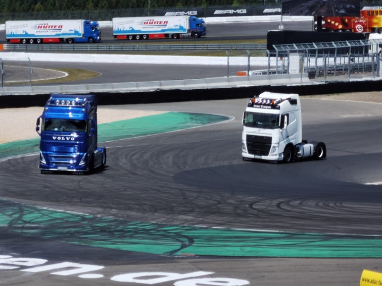 0847 Nurburgring Korso