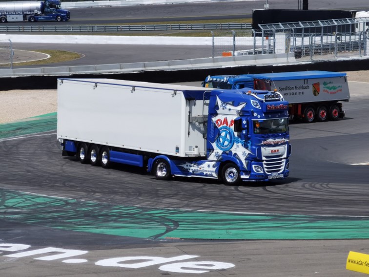 0847 Nurburgring Korso