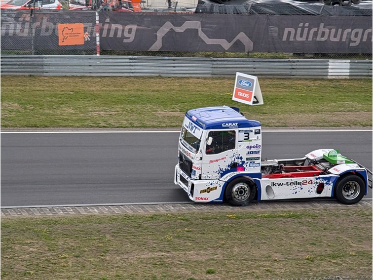 001 Truck Grand Prix Warm up