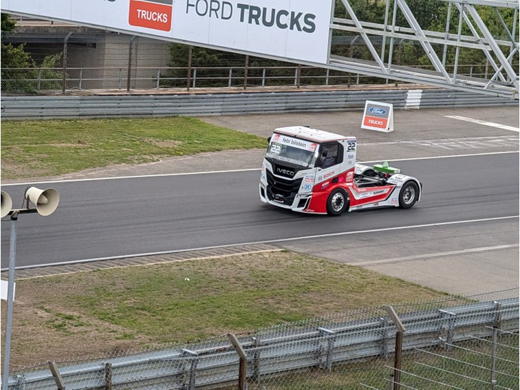 001 Truck Grand Prix Warm up